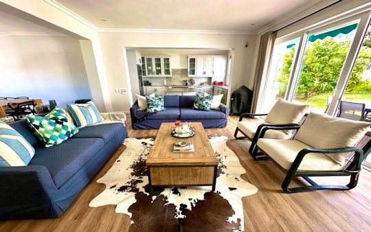 Hermanus Accommodation at  | Viya