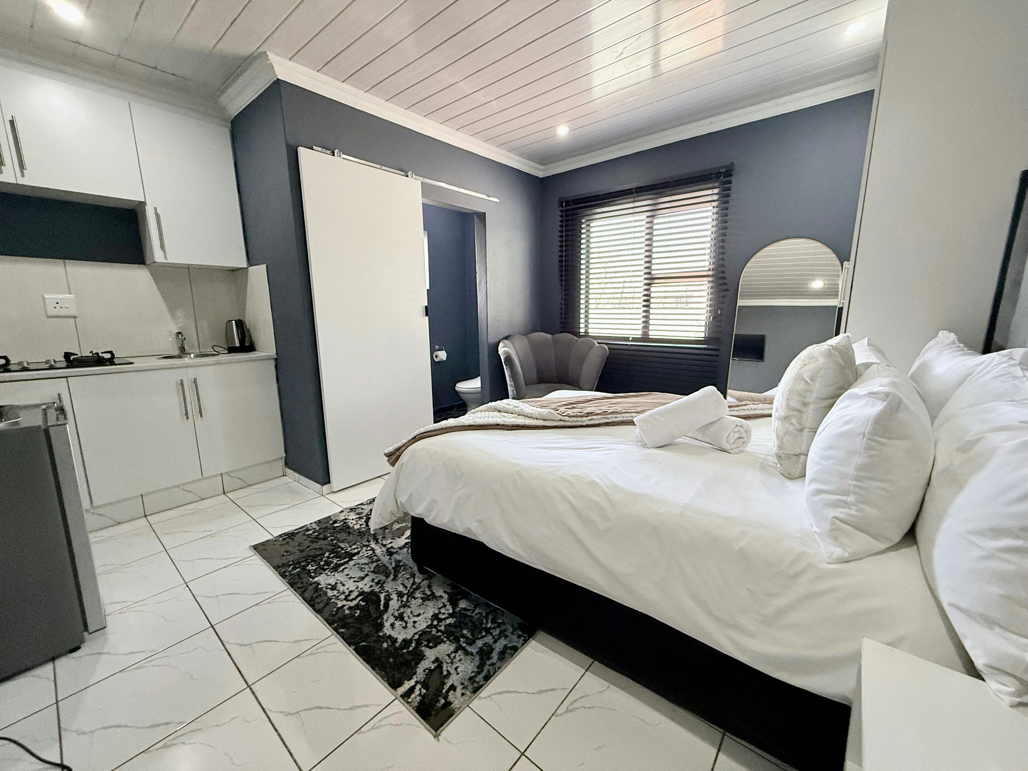 uSiba Hotel image no 1 of 7