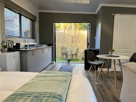 Northern Suburbs Accommodation at The Charming Place | Viya