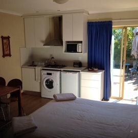 Northern Suburbs Accommodation at Sunset Residence | Viya