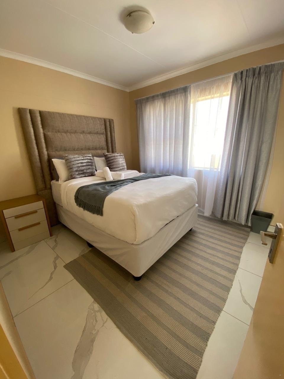 Menlyn Luxe Suite image no 5 of 15