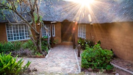 Hartbeespoort Accommodation at Oppiberg Guesthouse | Viya