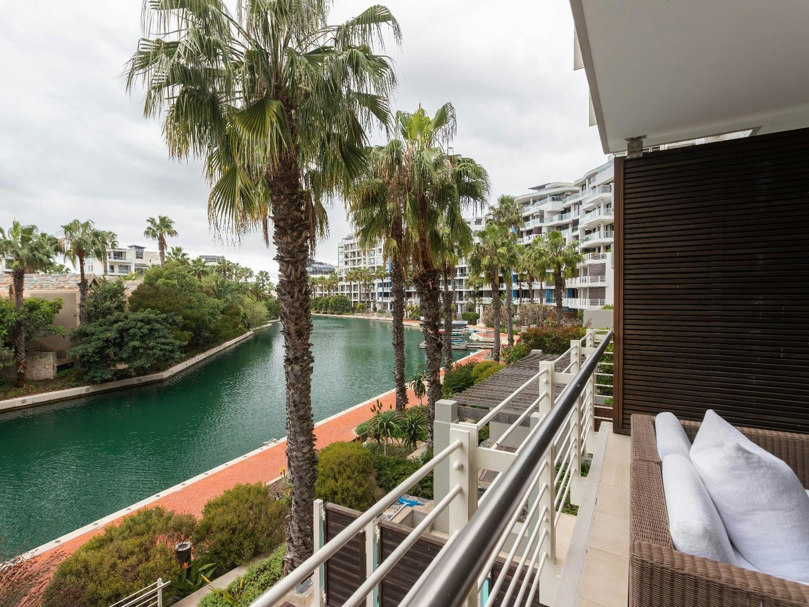 Mountain Marina - One Bedroom Premier 5 image no 1 of 15