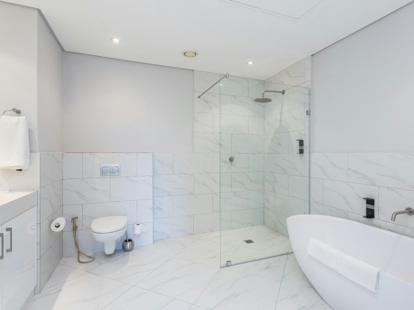 Mountain Marina - Two Bedroom Premier 17 image no 6 of 17
