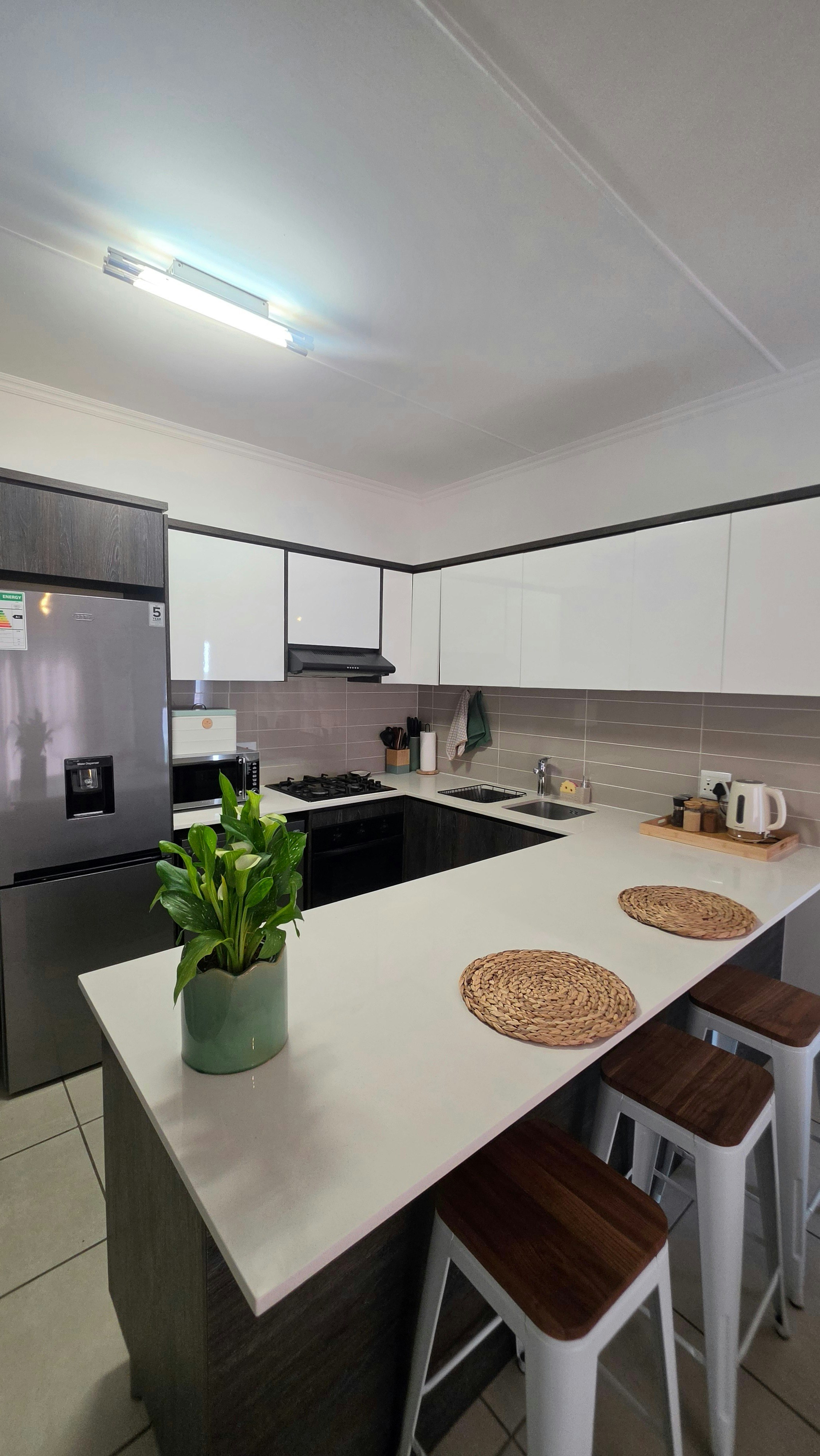 The Sandown Lifestyle Apartment image no 8 of 20