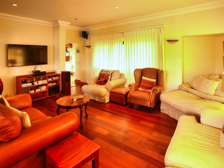 West Coast Accommodation at Sunbird Manor | Viya