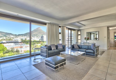  at Stunning Cape Town City Apartment | TravelGround