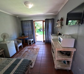 Northern Suburbs Accommodation at Garden Cottage | Viya