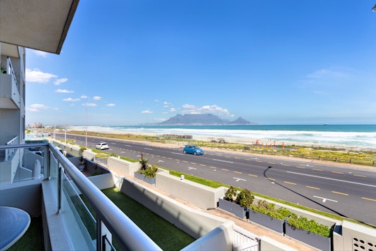 Bloubergstrand Accommodation at  | Viya