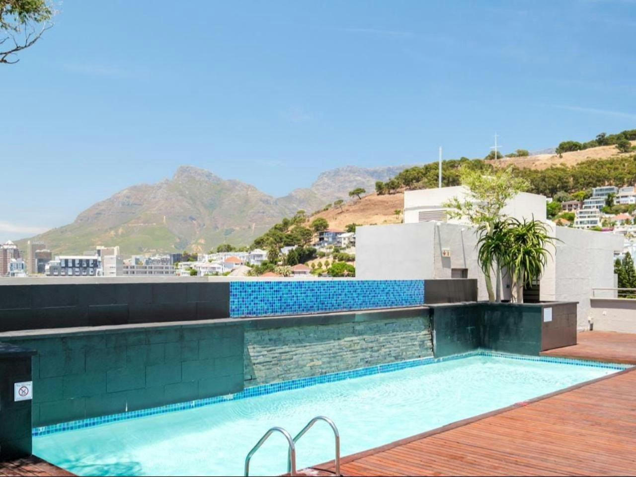 Cape Royale Apartment 802 image no 1 of 21