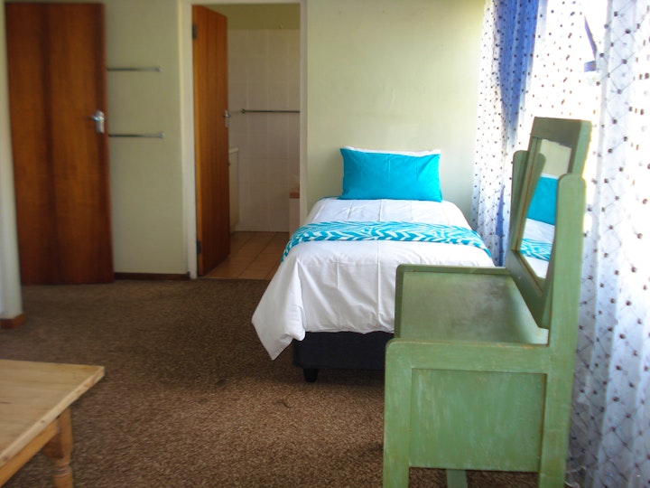 Western Cape Accommodation at Tisha Llama Self-catering | Viya