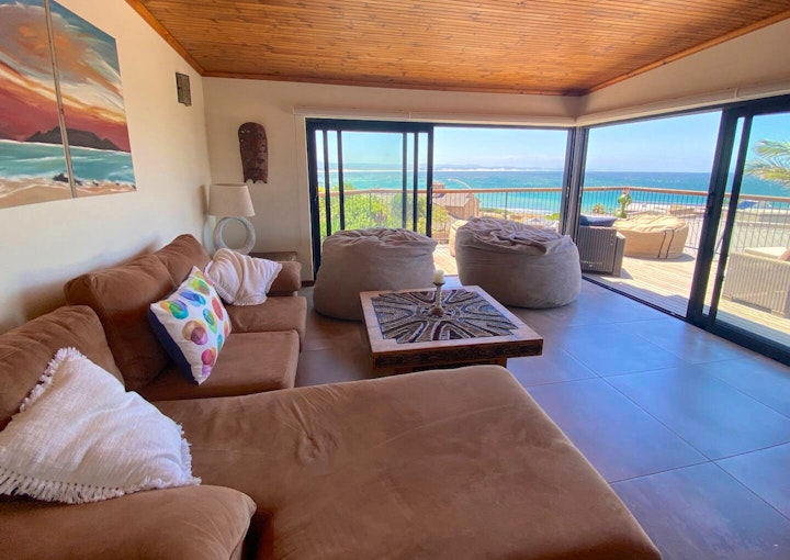 Eastern Cape Accommodation at Surf Point Holiday Home | Viya