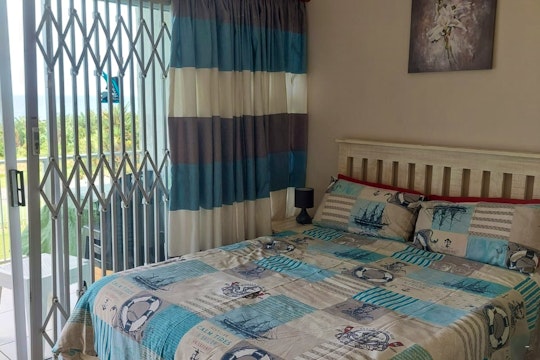 Jakaranda Holiday Flat 15
