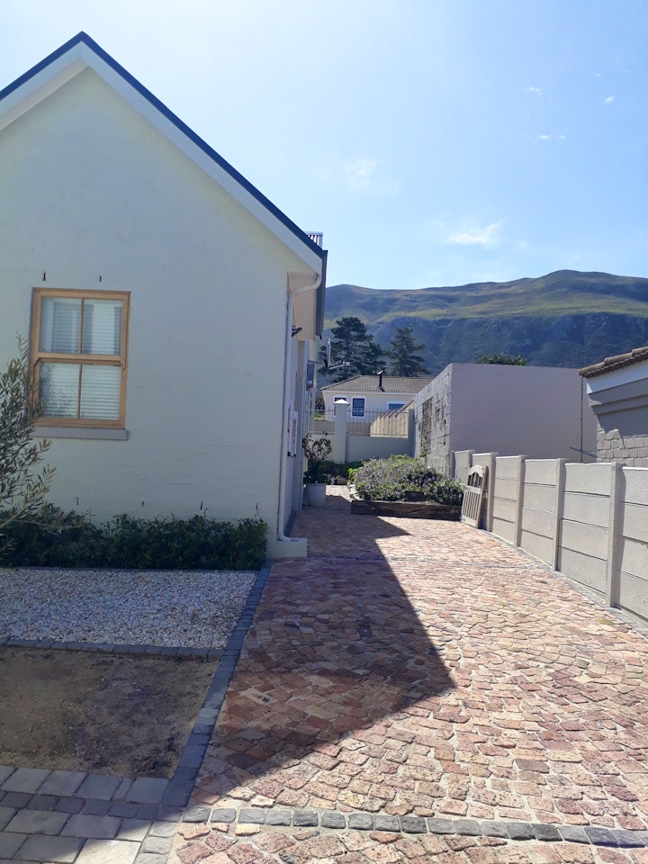 Western Cape Accommodation at Nerf-af Cottage and Rooms | Viya