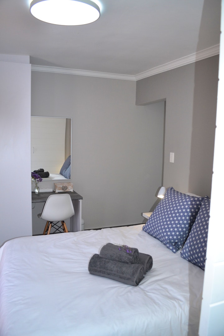 Cape Town Accommodation at 26 @ Edmond Rostand | Viya