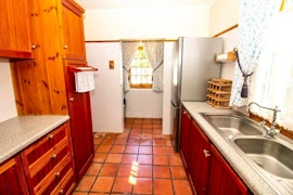 Sarah Baartman District Accommodation at 166 Cradock Street - De Kothuize | Viya