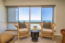 Milnerton Rural Accommodation at Bloubergstrand Beachfront Apartment | Viya