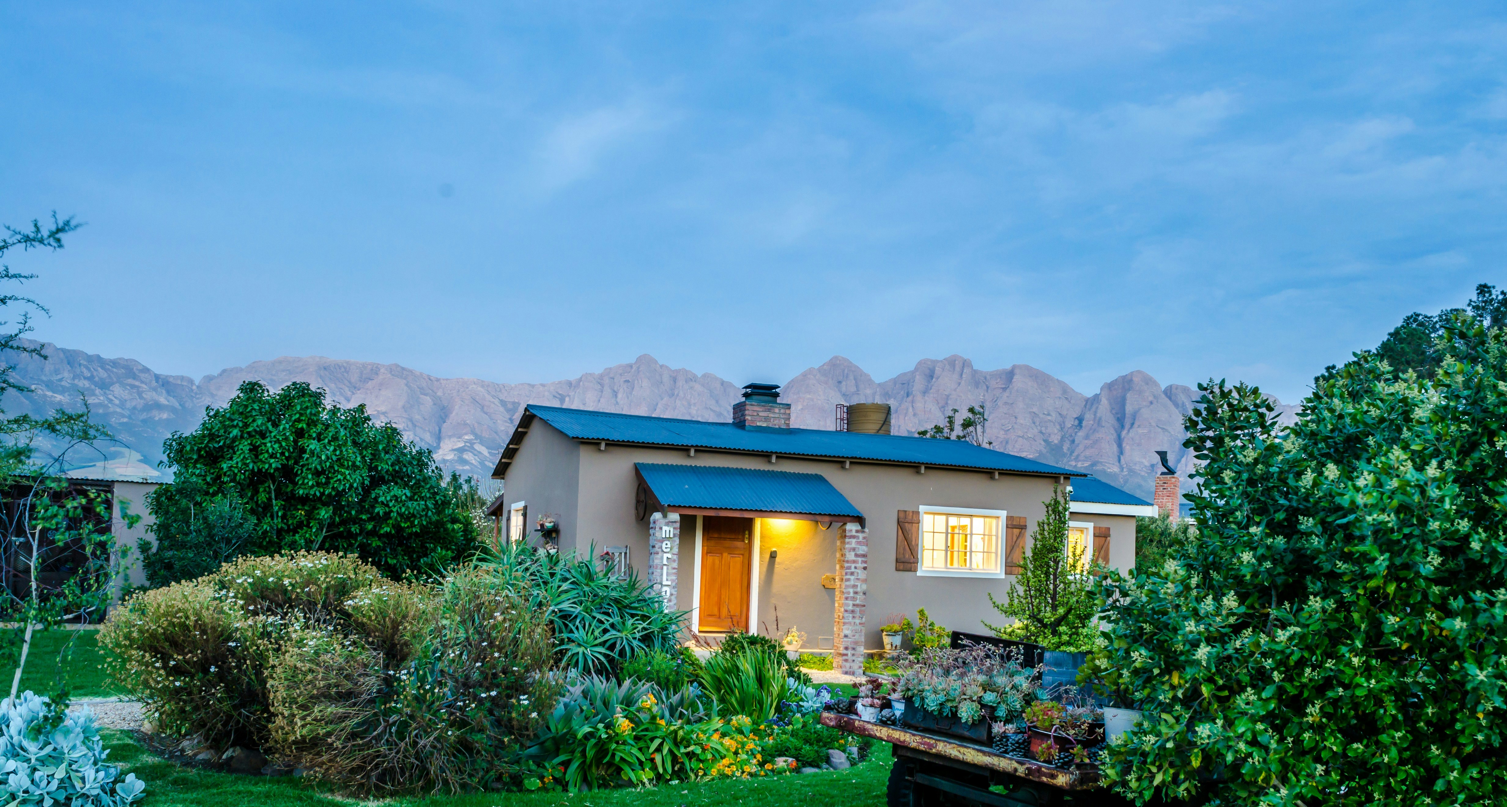 Seven Oaks Vineyard Cottages image no 4 of 14