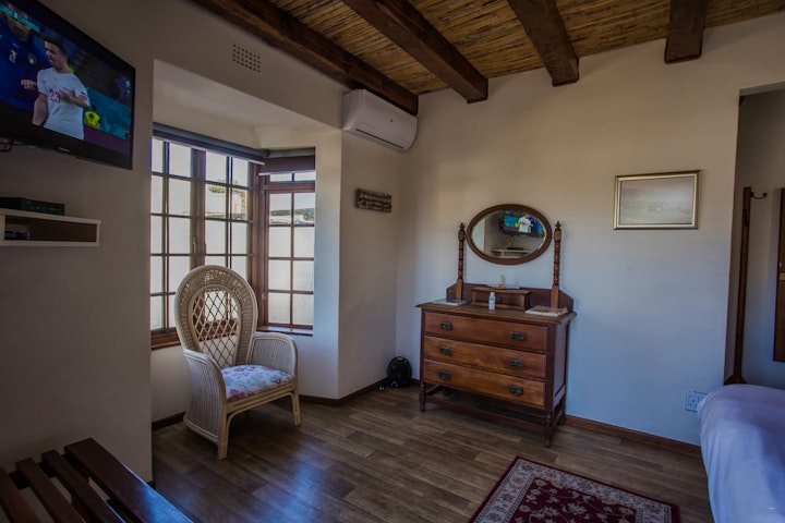 Overberg Accommodation at Aan de Oever Guest House | Viya