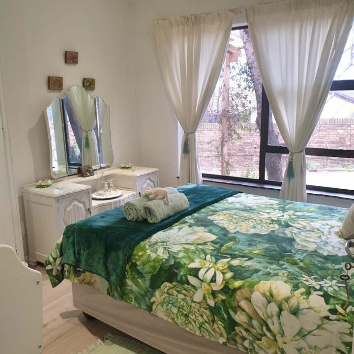 Johannesburg Accommodation at Waybury Cottage | Viya