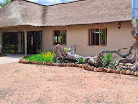 Limpopo Accommodation at Iphofolo Lodge | Viya