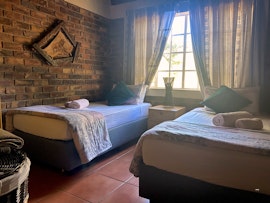 Kruger National Park South Accommodation at Rinkhals Athule House | Viya