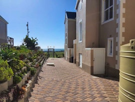 Jeffreys Bay Accommodation at Claptons 30 | Viya