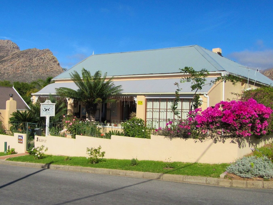 Cape Winelands Accommodation at  | Viya