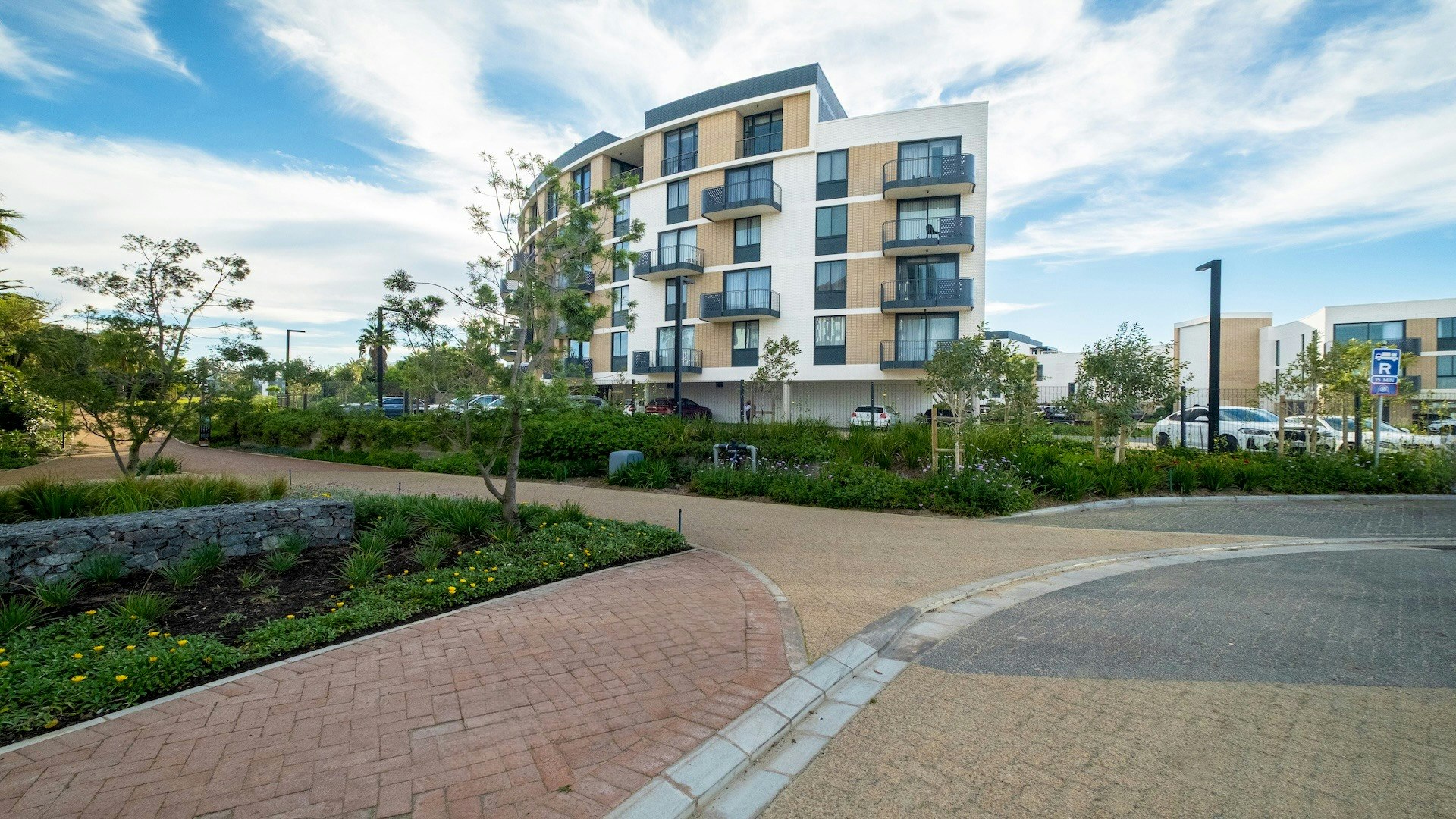 2 Bed Apartment – On Park Unit 315 image no 29 of 29