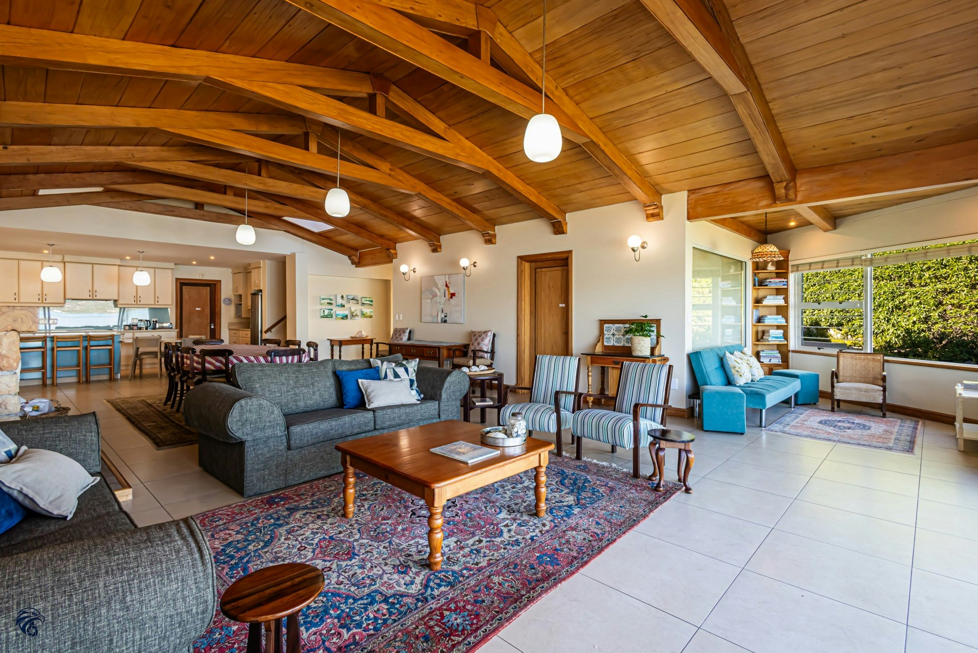 Sandbaai Villa image no 3 of 9