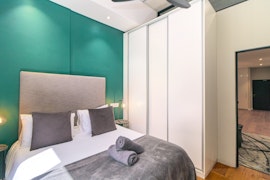 City Bowl Accommodation at The Docklands 117 | Viya