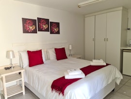 Jeffreys Bay Accommodation at  | Viya