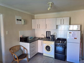 Northern Suburbs Accommodation at Heide Self-Catering Flats | Viya