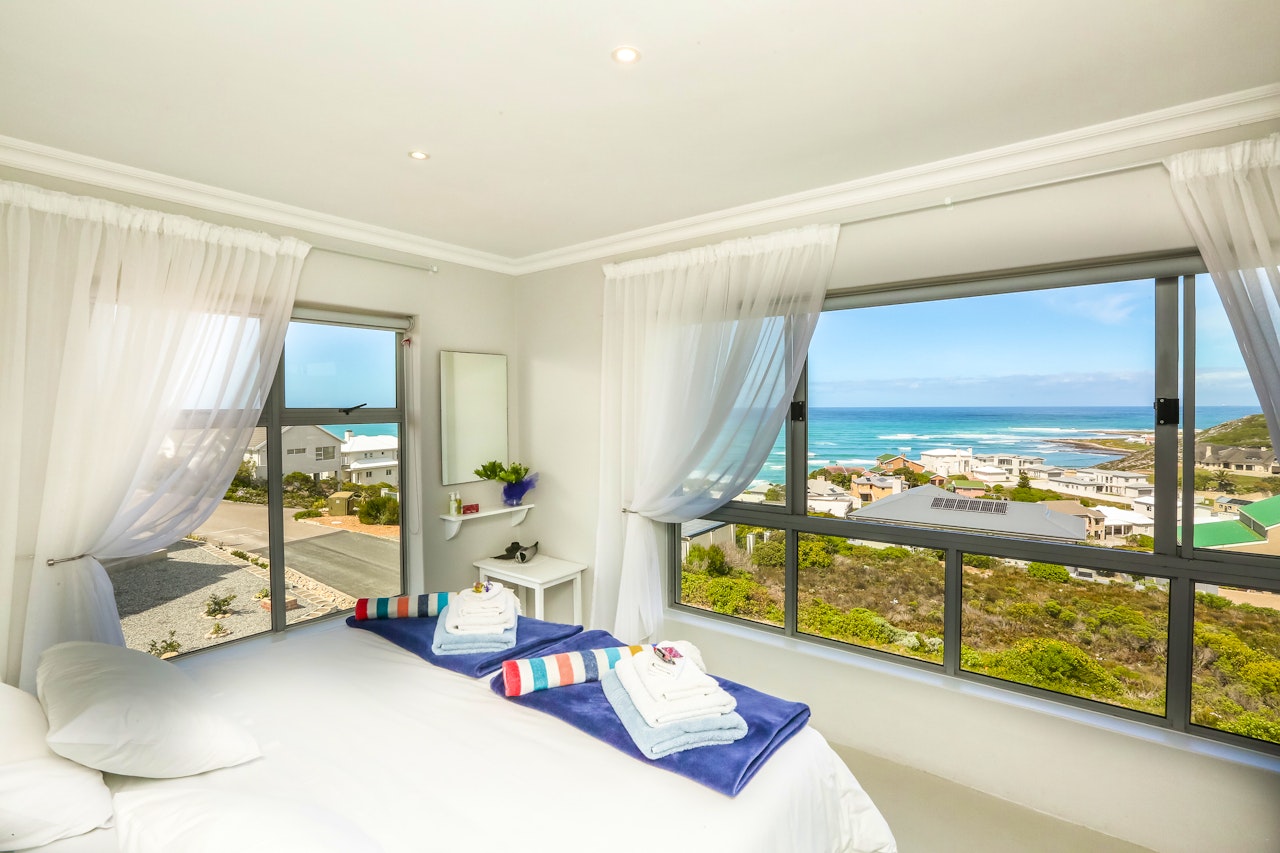 Struisbaai Accommodation at  | Viya