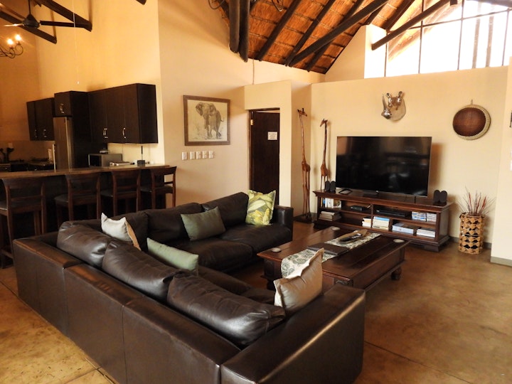 Bojanala Accommodation at Buffalo Thorn Lodge | Viya