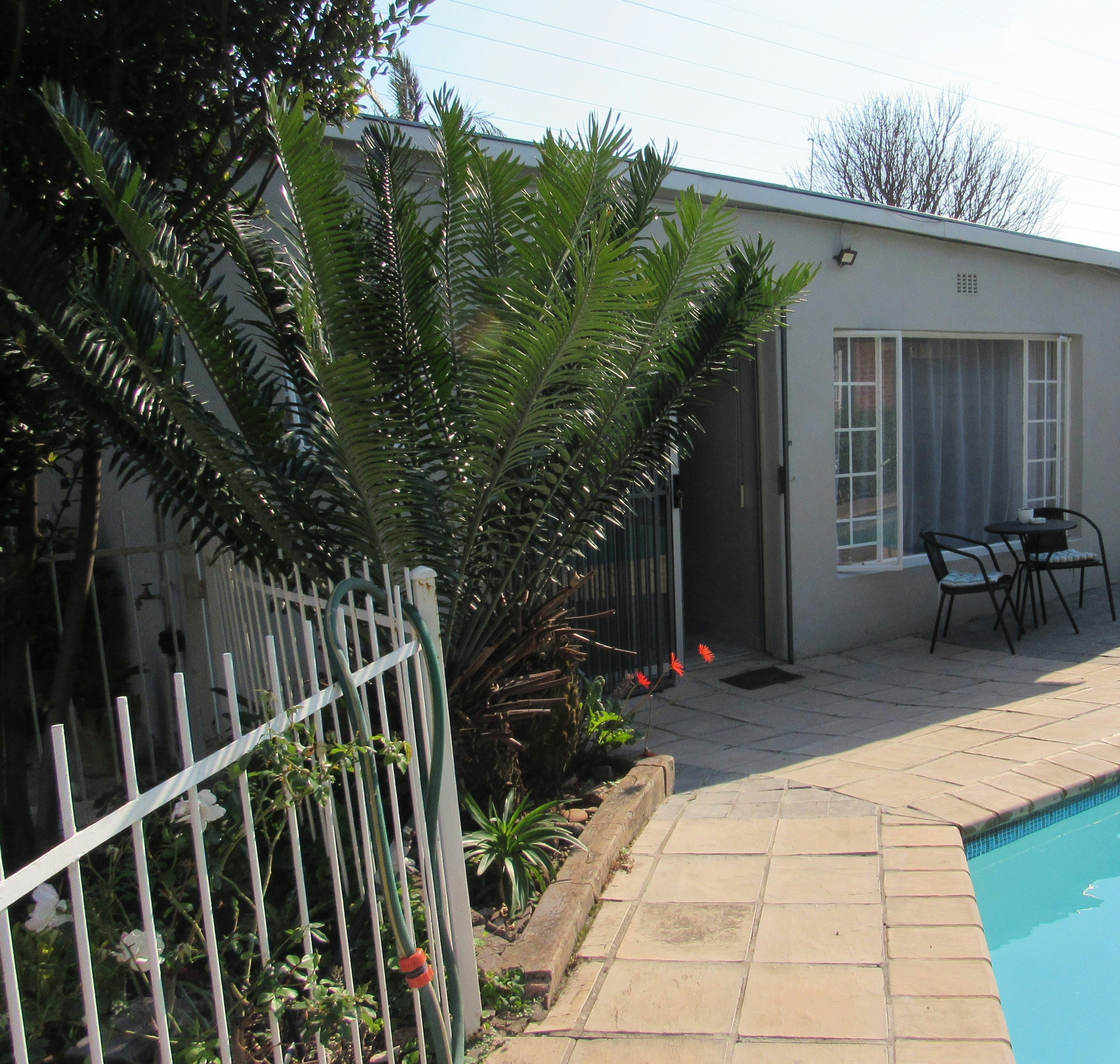 Poolside Garden Studio image no 12 of 20