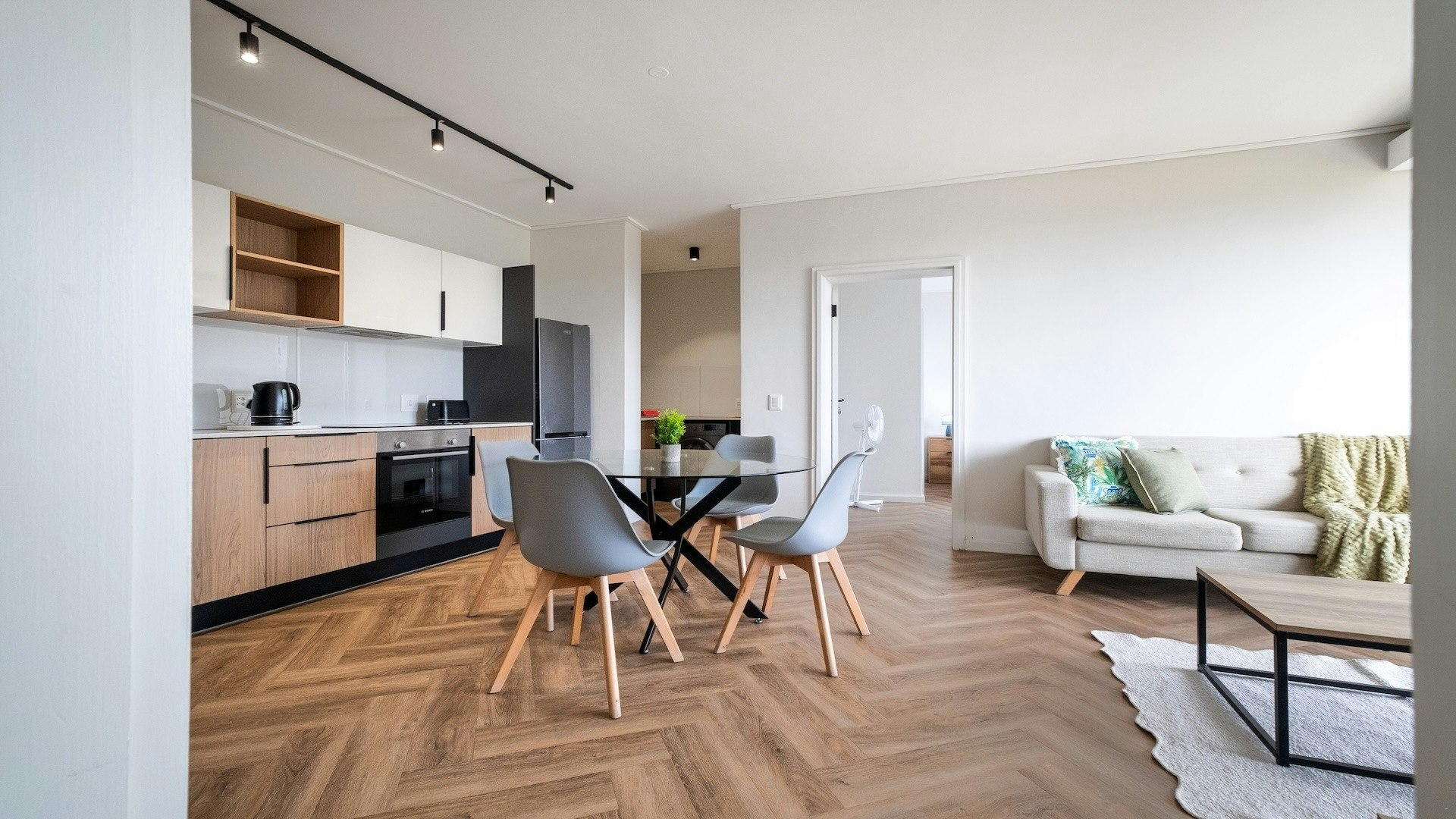 2 Bed Apartment – On Park Unit 315 image no 24 of 29