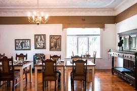 Overberg Accommodation at 6 on Kloof Guest House | Viya