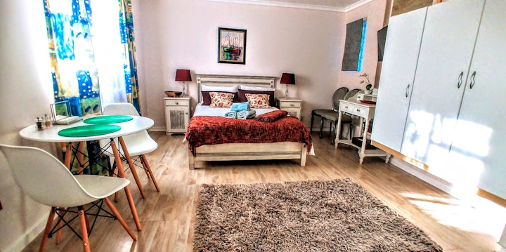 Cape Town Accommodation at Happy Home | Viya