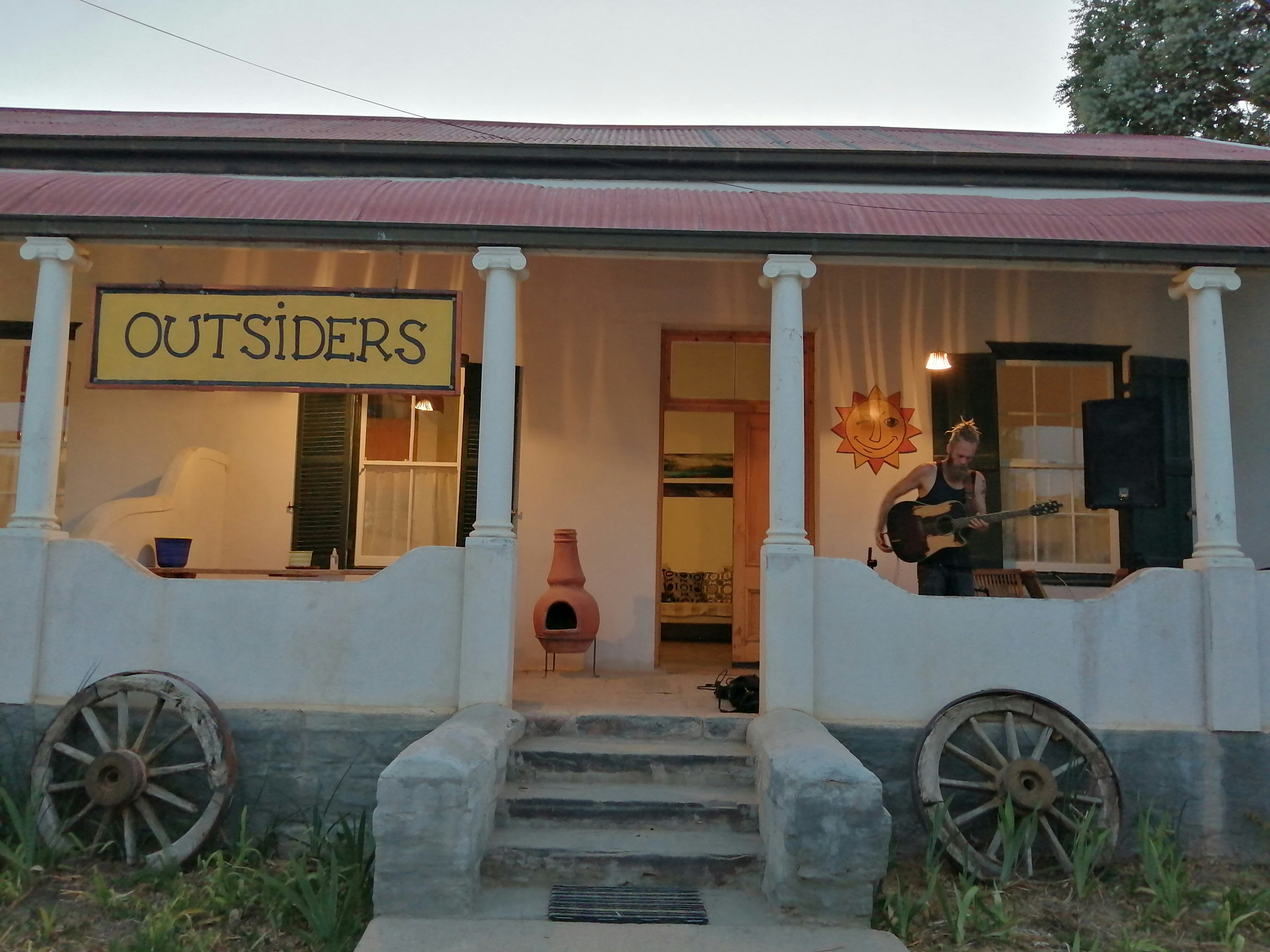 Outsiders B&B | LekkeSlaap