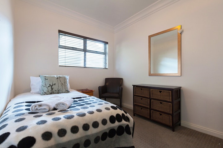 Cape Town Accommodation at Warren Heights 503 | Viya