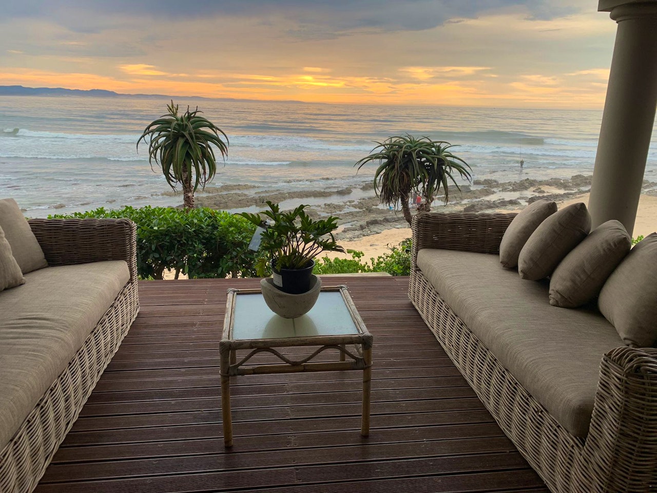 Jeffreys Bay Accommodation at  | Viya