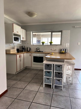 Gansbaai Accommodation at Huisie By Die See | Viya