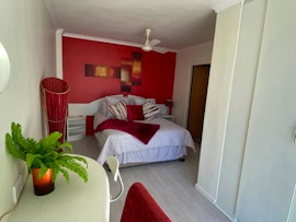 Cape Town Accommodation at Unit 62 Peninsula Bay | Viya