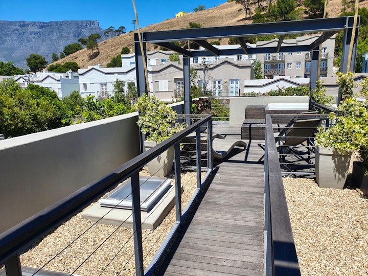Cape Town Accommodation at 2 Bayview Terrace | Viya