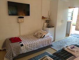 Gansbaai Accommodation at After8 Bed and Breakfast | Viya