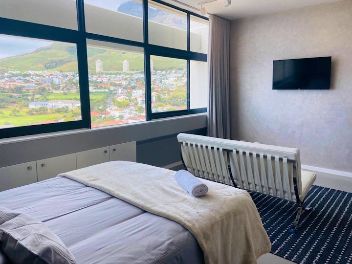 Cape Town Accommodation at 128 Gardens Apartment | Viya