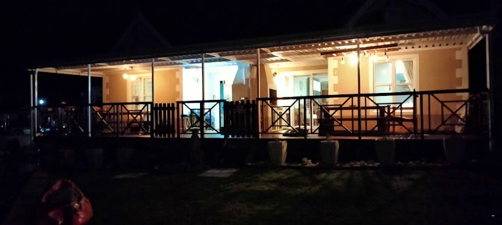 Jeffreys Bay Accommodation at Claptons Beach 2 | Viya