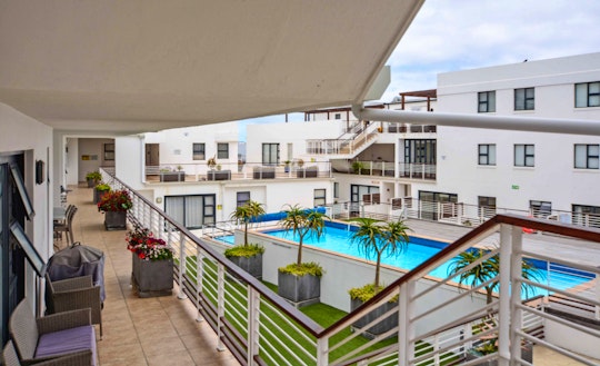 Bloubergstrand Accommodation at  | Viya