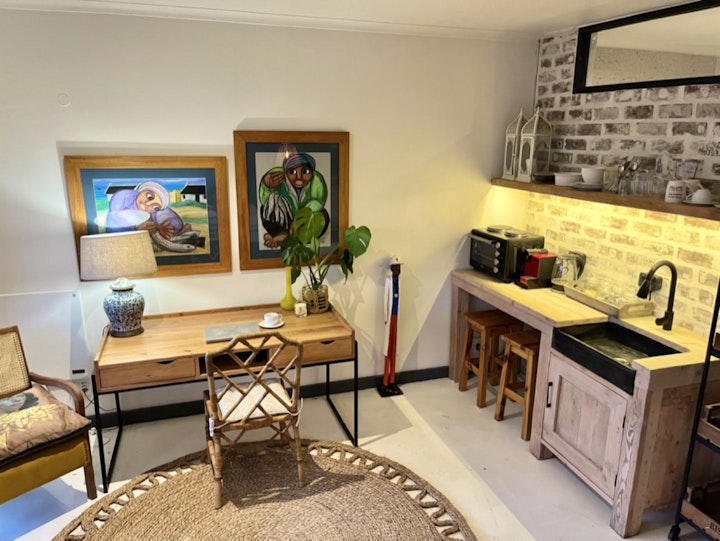 Cape Town Accommodation at Constantia Valley Garden Flat | Viya